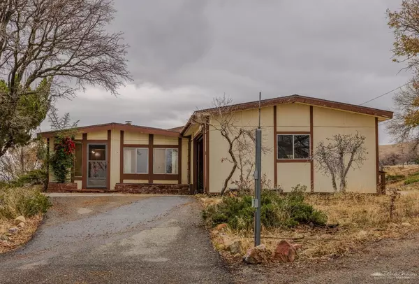 Tehachapi, CA 93561,19660 Adalante CT