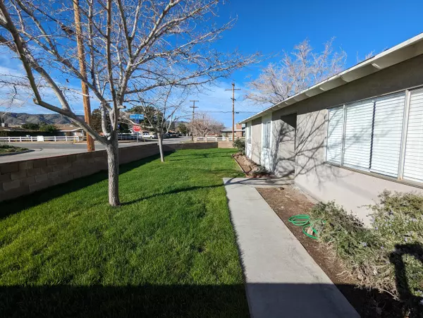 Lancaster, CA 93536,5155 Ave L-14