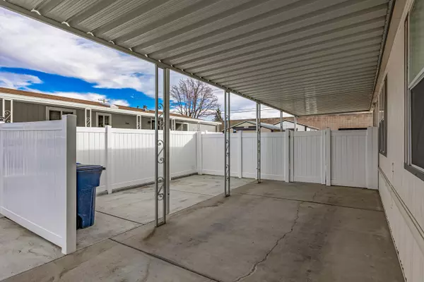 Tehachapi, CA 93561,600 S Dennison RD #55