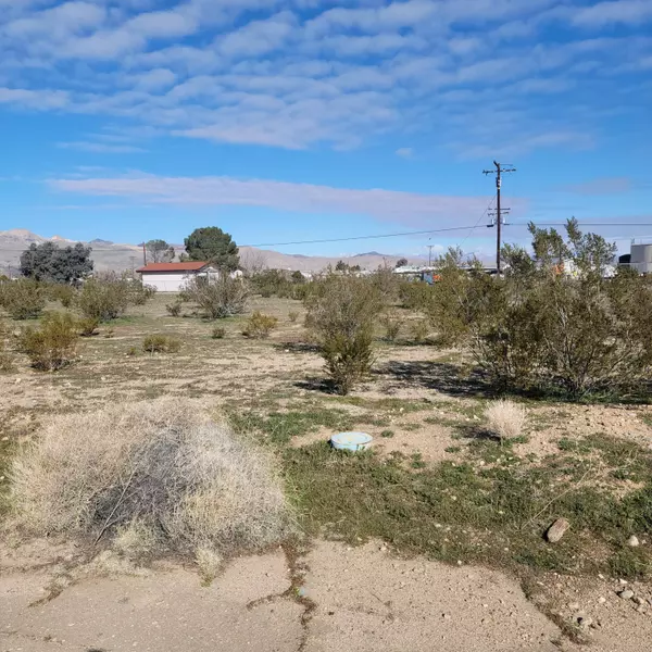 Phillips RD, Mojave, CA 93501