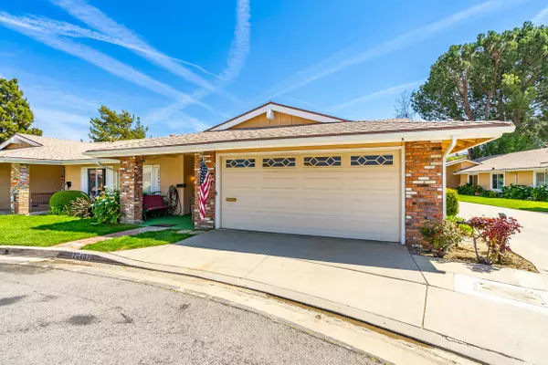 Santa Clarita, CA 91321,26467 Fairway CIR