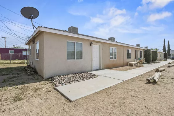 Mojave, CA 93501,15854 N ST #4