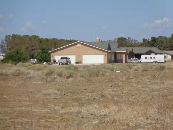 Rosamond, CA 93560,75th Dogwood