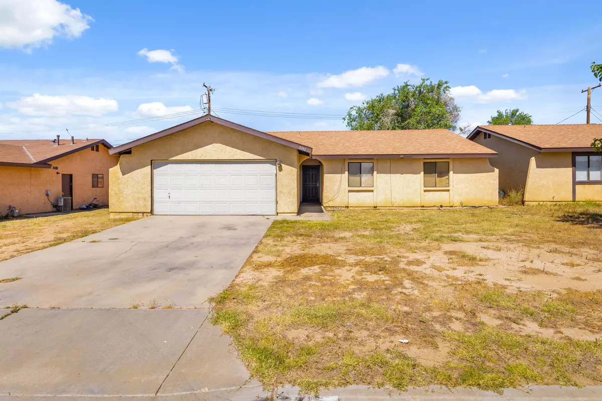 Rosamond, CA 93560,3391 W Roxbury ST