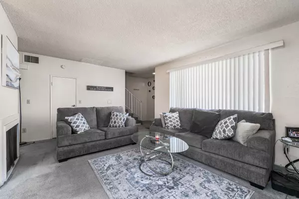 Lancaster, CA 93534,44200 W Kingtree AVE #Unit 1