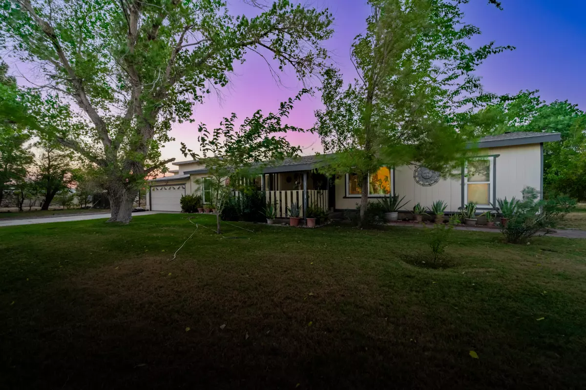 Lancaster, CA 93536,7829 W W Avenue E14