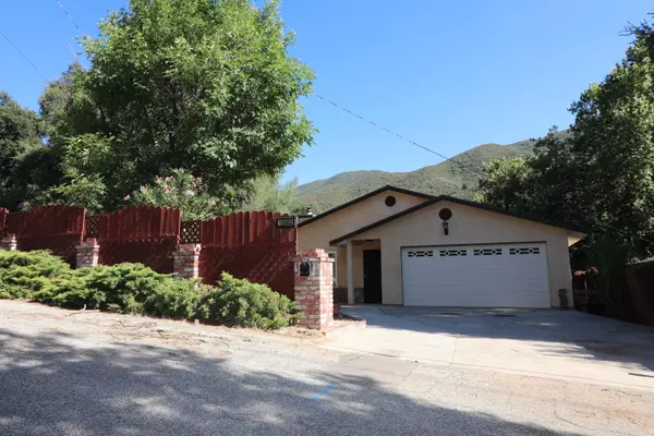 15602 Calle Hermosa, Green Valley, CA 91390