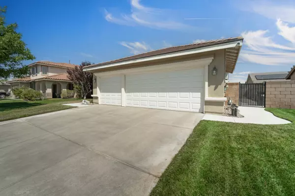 Lancaster, CA 93536,43862 Freer WAY