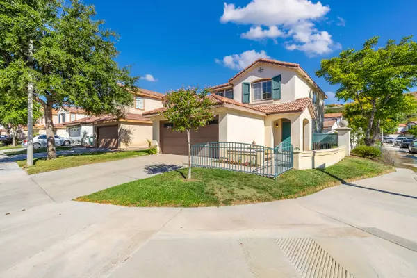 25803 Hammet CIR, Stevenson Ranch, CA 91381