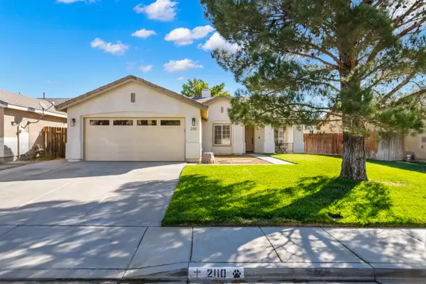 2110 Laurelwood CT, Rosamond, CA 93560