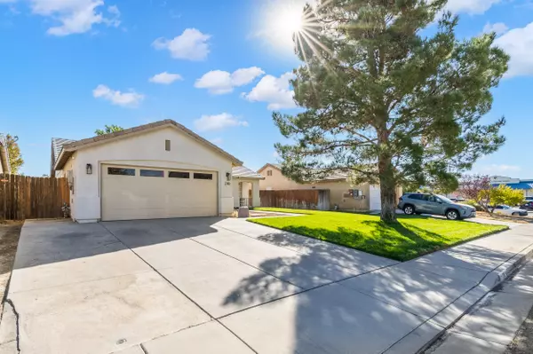 Rosamond, CA 93560,2110 Laurelwood CT