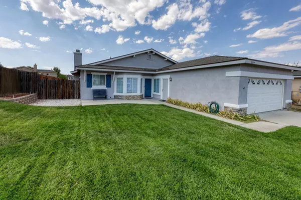 1005 Clearview ST, Tehachapi, CA 93561