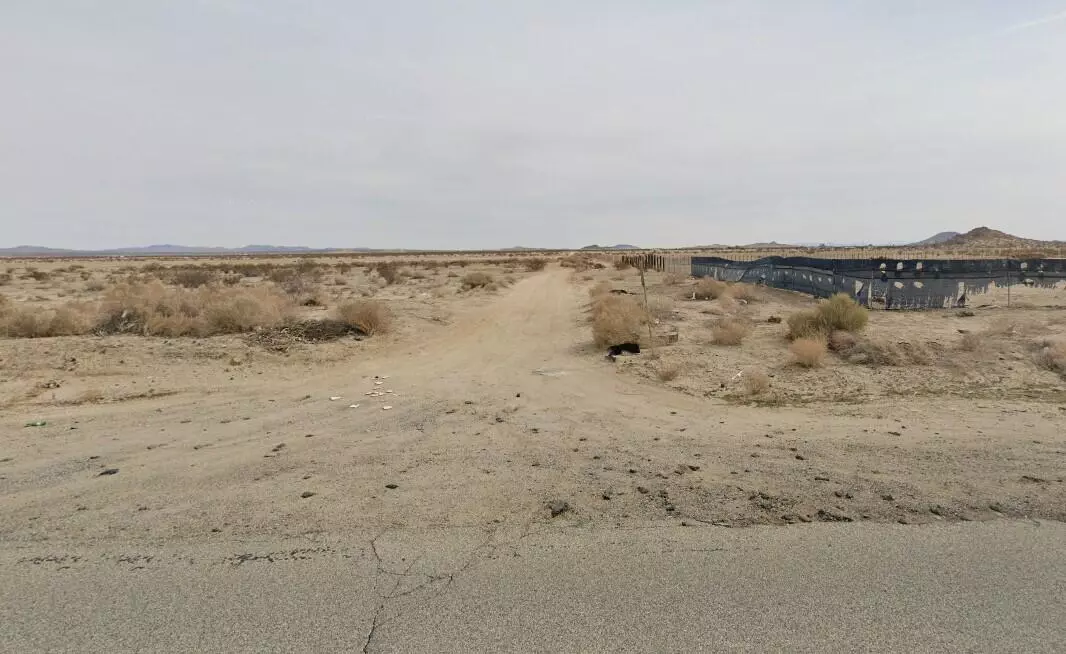 Palmdale, CA 93591,18601 E Avenue P