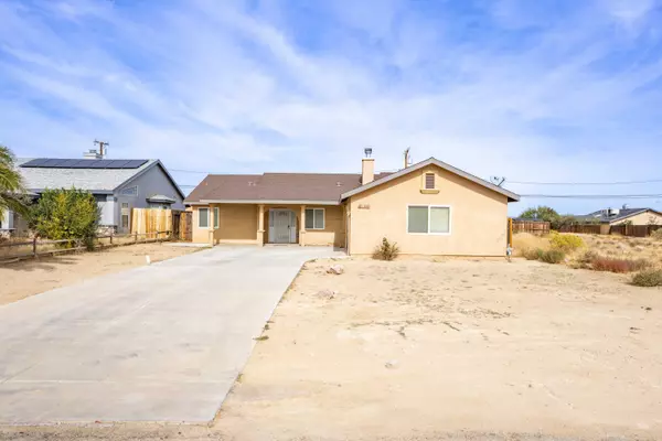 7161 Bay AVE, California City, CA 93505