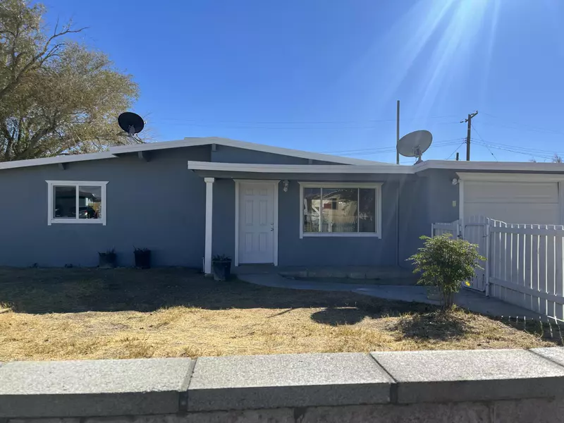 3340 Arthur AVE, Mojave, CA 93501