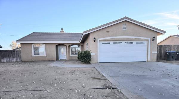 8248 Viburnum AVE, California City, CA 93505