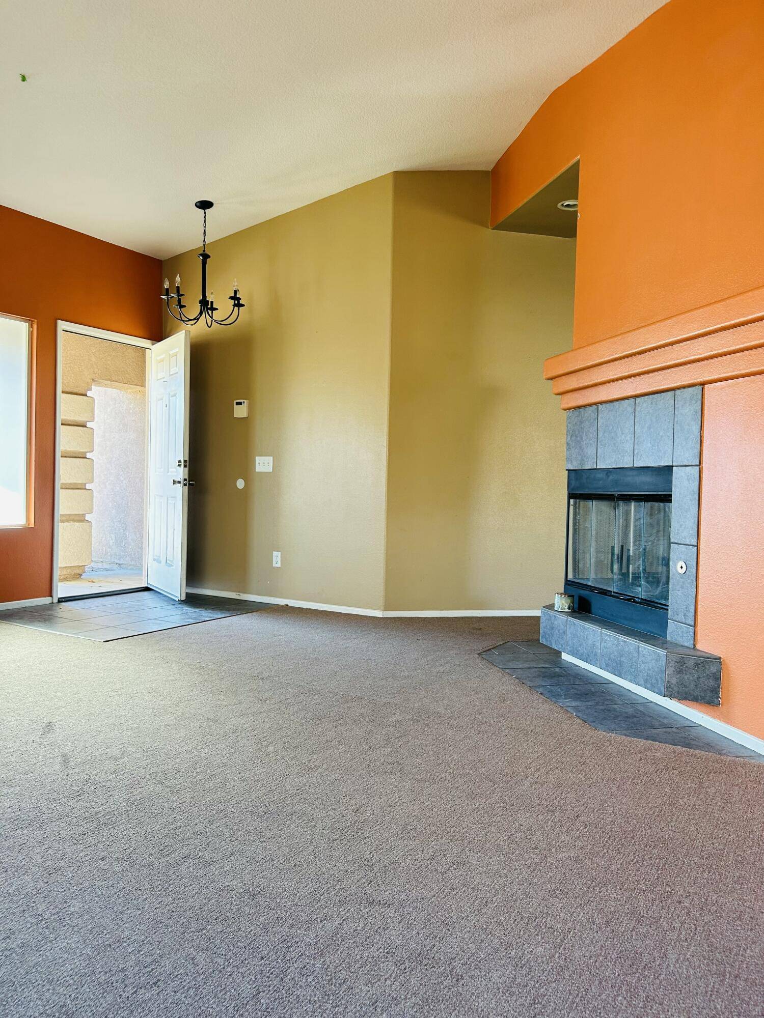 Palmdale, CA 93552,5715 Malaga CT