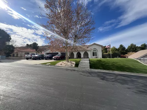 40767 Via Tranqilo, Palmdale, CA 93551