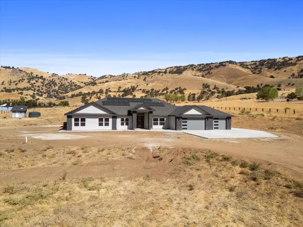 Tehachapi, CA 93561,23400 Johnson CT