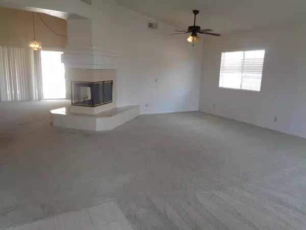 Rosamond, CA 93560,2425 Dixie ST