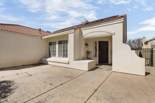 Lancaster, CA 93535,1511 E East Avenue J6