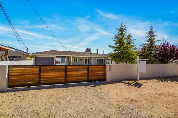 5314 W Avenue L6, Lancaster, CA 93536