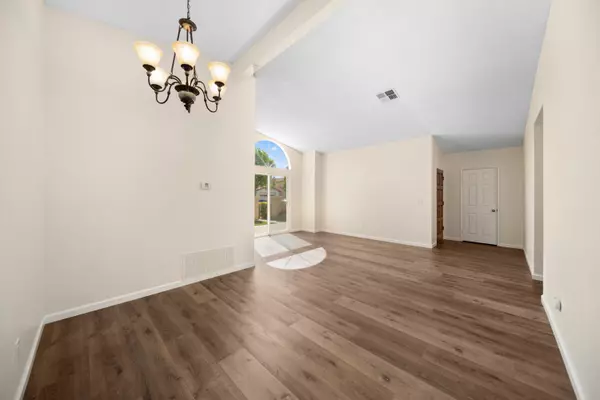 Lancaster, CA 93535,43635 Emile Zola ST