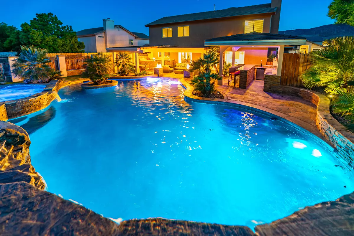 Lancaster, CA 93536,6723 Teasdale ST