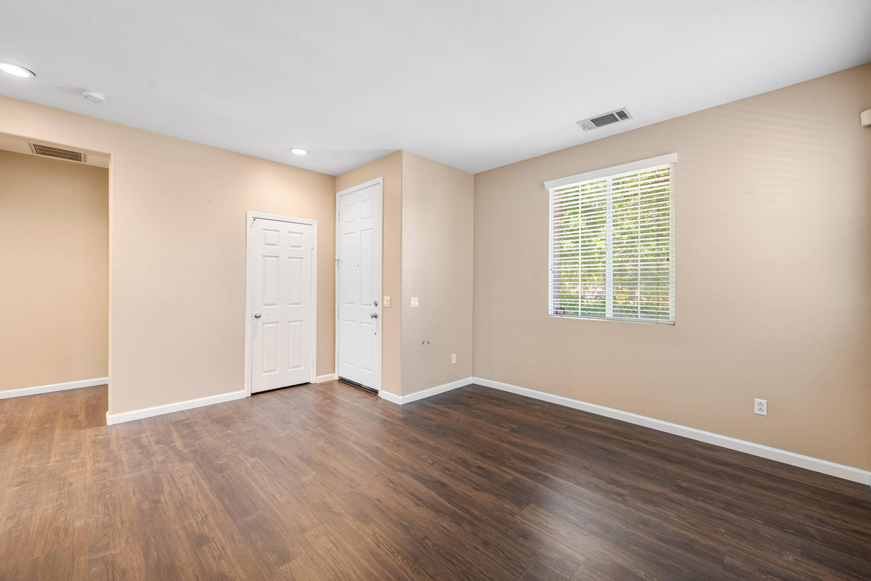 Palmdale, CA 93551,1338 Wellington DR