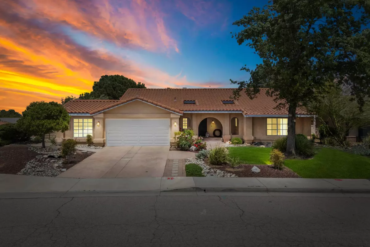 Palmdale, CA 93551,5545 Pine AVE