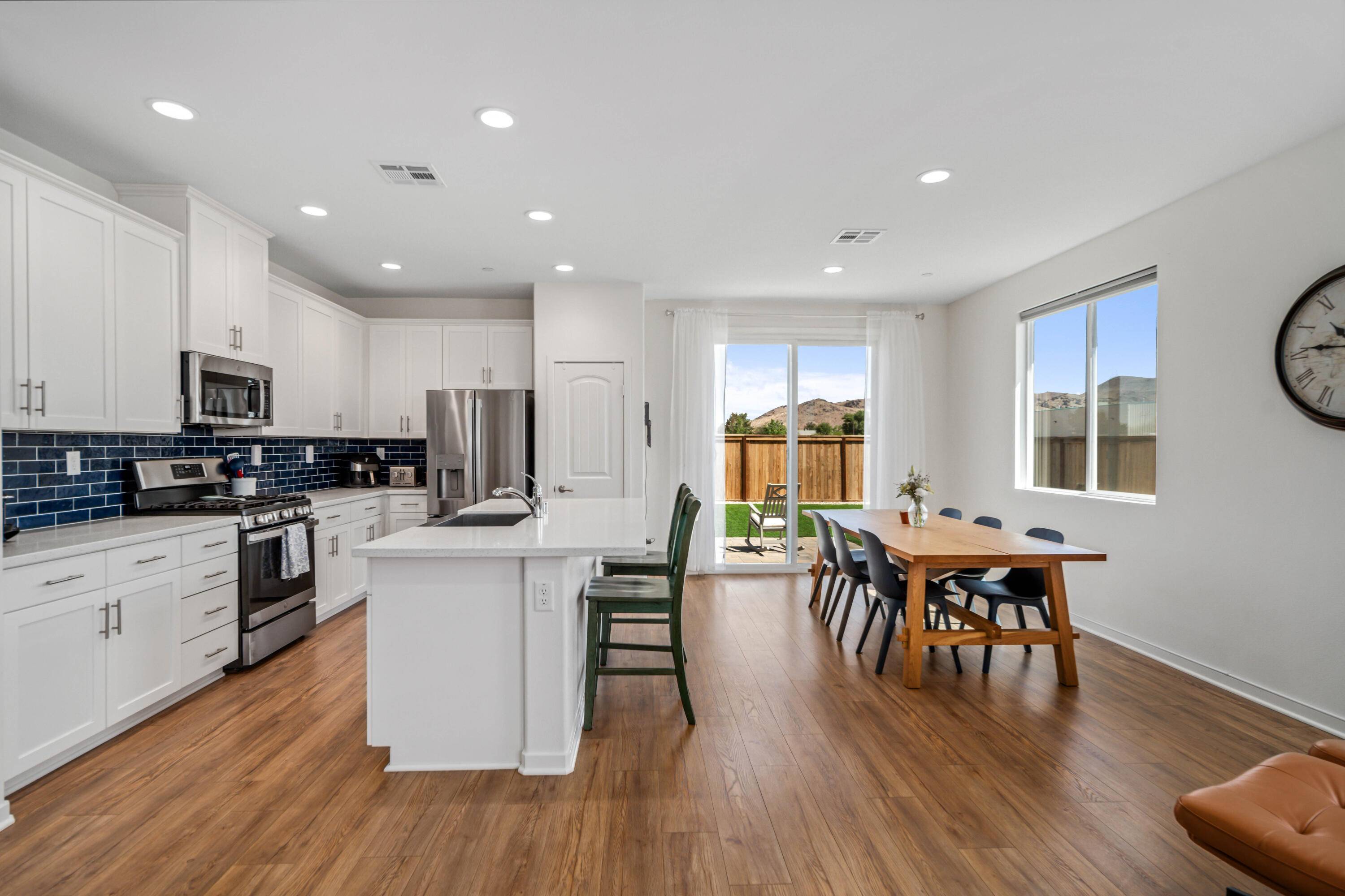 3615 Santa Monica CT, Rosamond, CA 93560