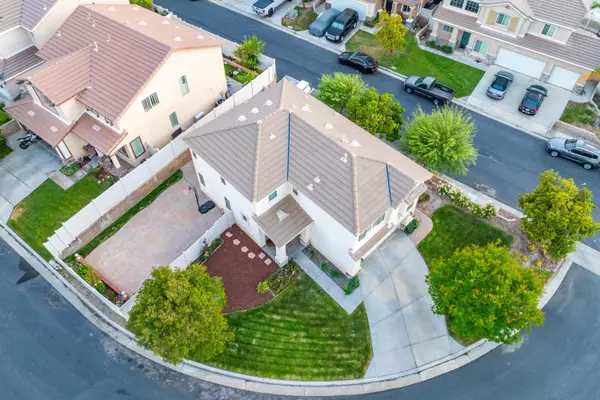 Santa Clarita, CA 91387,29331 Kelly CT