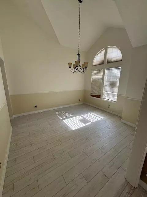 Quartz Hill, CA 93536,42443 Surrey CT