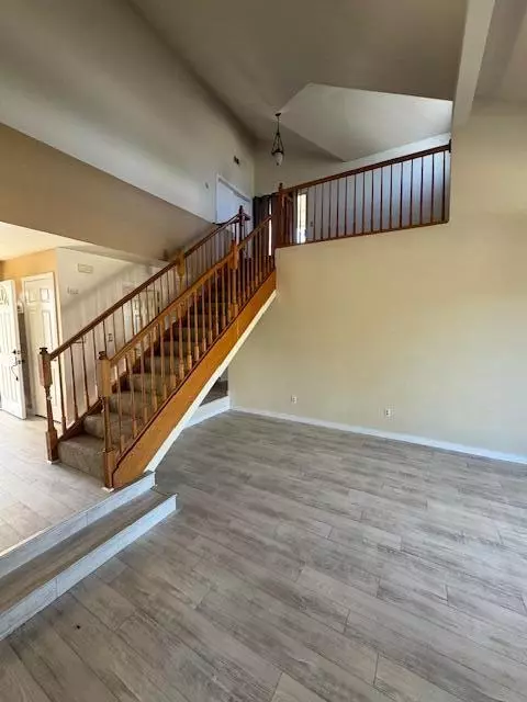 Quartz Hill, CA 93536,42443 Surrey CT