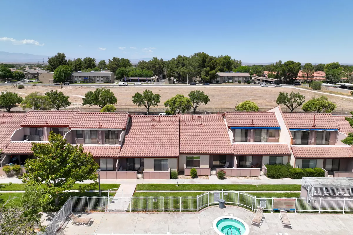 Lancaster, CA 93536,43334 32nd ST #Unit 18