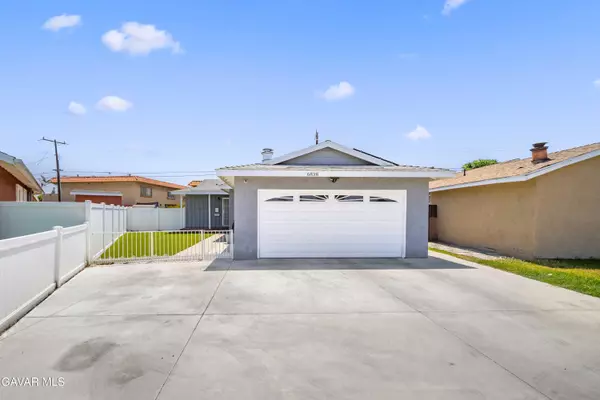 Paramount, CA 90723,6838 Severn DR