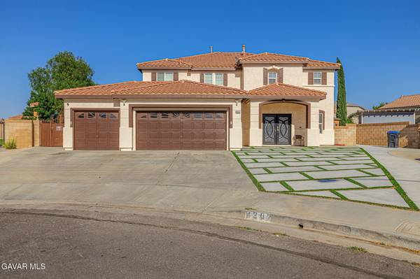 4302 Olivera PL, Lancaster, CA 93536