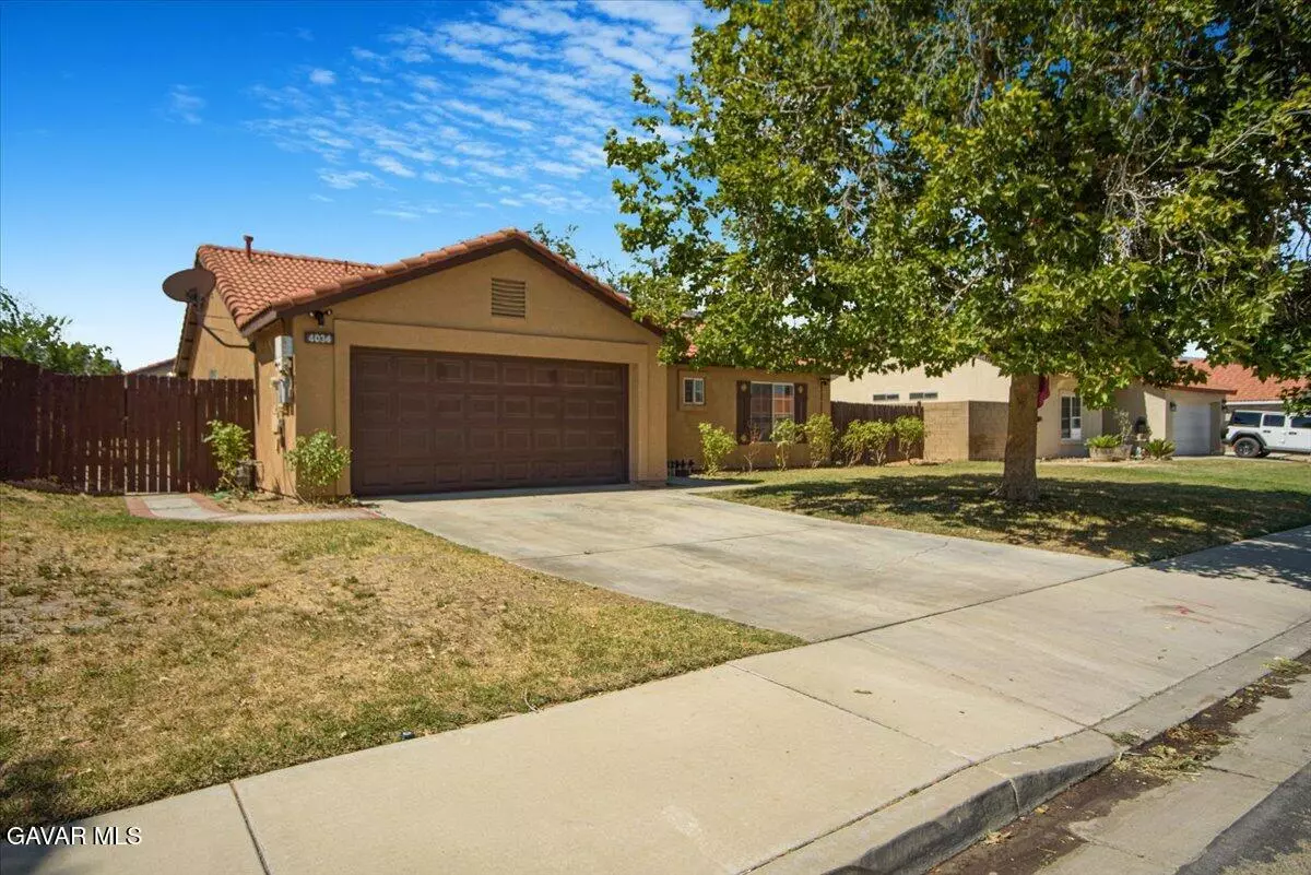 Palmdale, CA 93550,4034 E Avenue R6