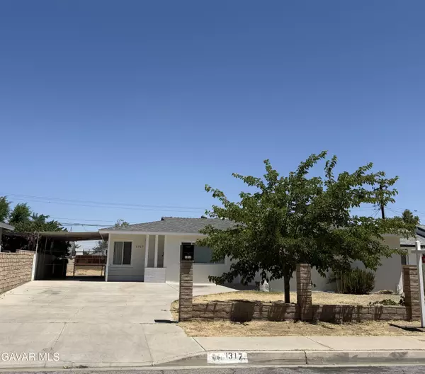 Palmdale, CA 93550,1317 E Avenue R3