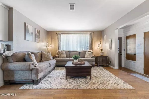 Tehachapi, CA 93561,23700 Reindeer DR