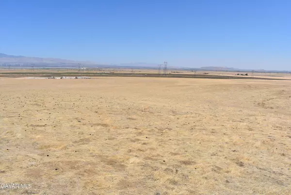 Lancaster, CA 93536,Vic Avenue E4 135 Stw