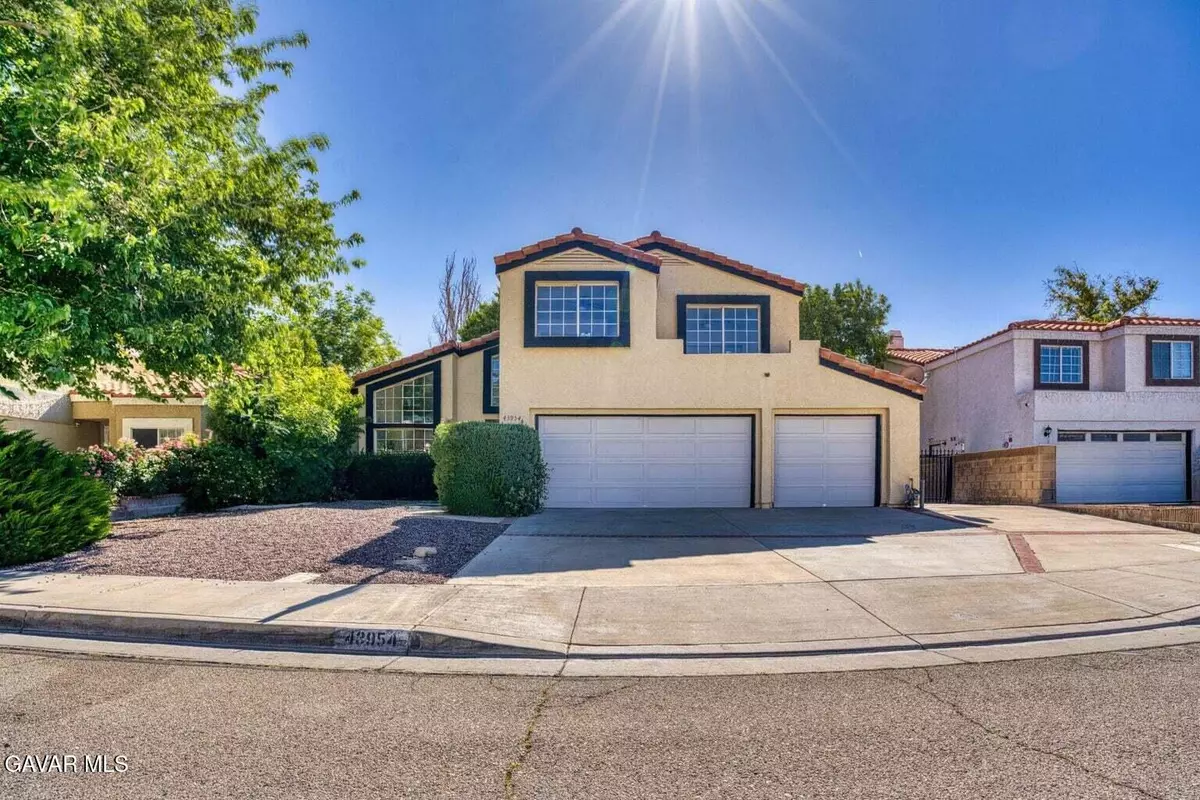 Lancaster, CA 93536,43954 Blue Sky CT