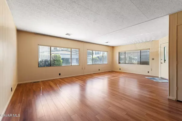 Mission Hills, CA 91345,10819 Langdon AVE #185