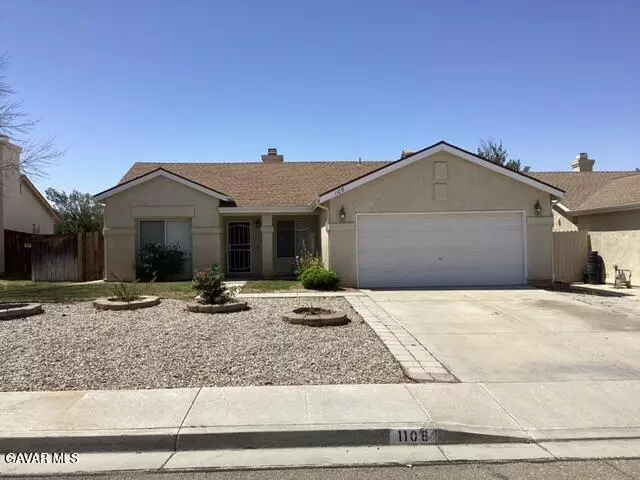 1108 Oakwood LN, Rosamond, CA 93560