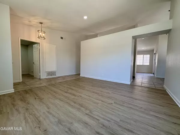 Palmdale, CA 93550,2137 Estrella Court #A