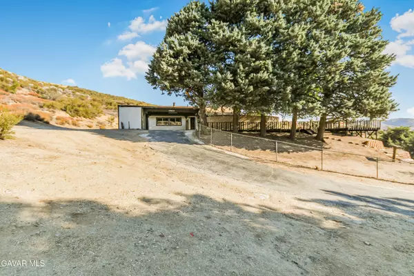 39631 W 87th ST, Leona Valley, CA 93551