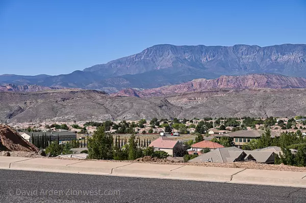 Hurricane, UT 84737,2394 Ridge View DR