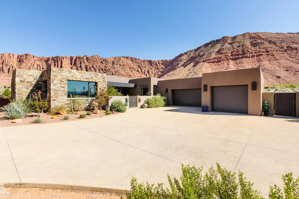 Ivins, UT 84738,537 Paiute DR