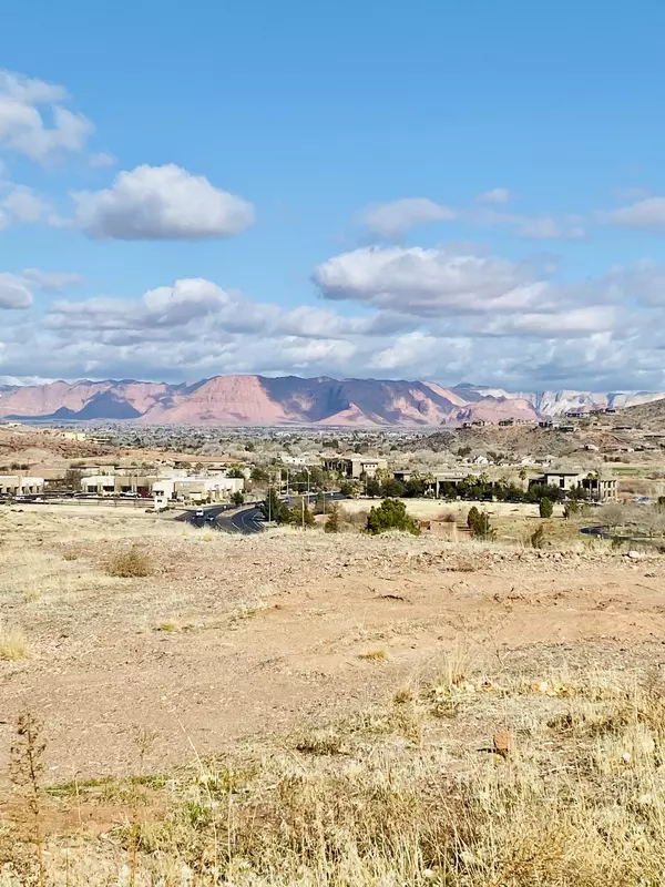 Obsidian DR,  St George,  UT 84770