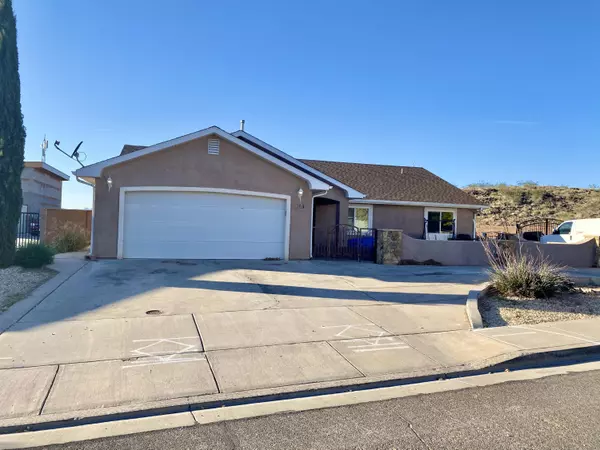 233 N 870 W, Hurricane, UT 84737